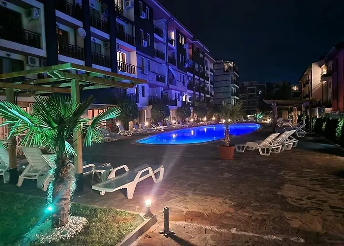 Апартаменты Mitprot Panorama Bay 2 93